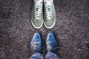 Image de :Comment bien choisir ses chaussures quand on a les pieds plats ?