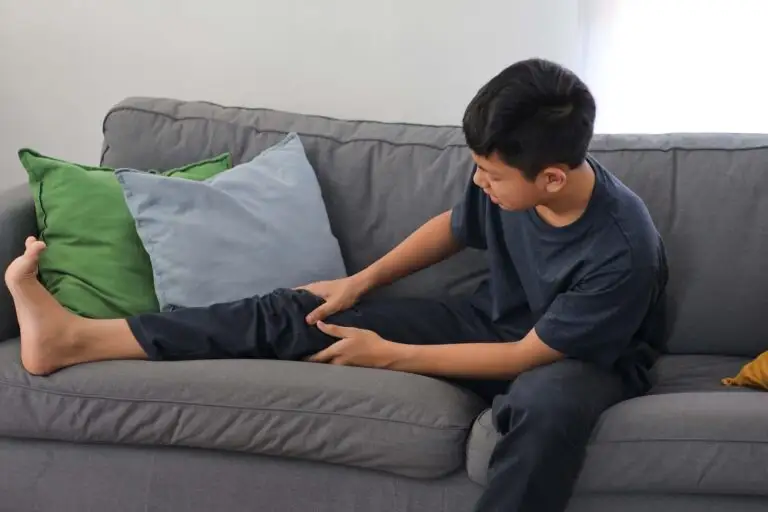 Image de :Mon enfant a mal aux jambes, est-ce normal ?