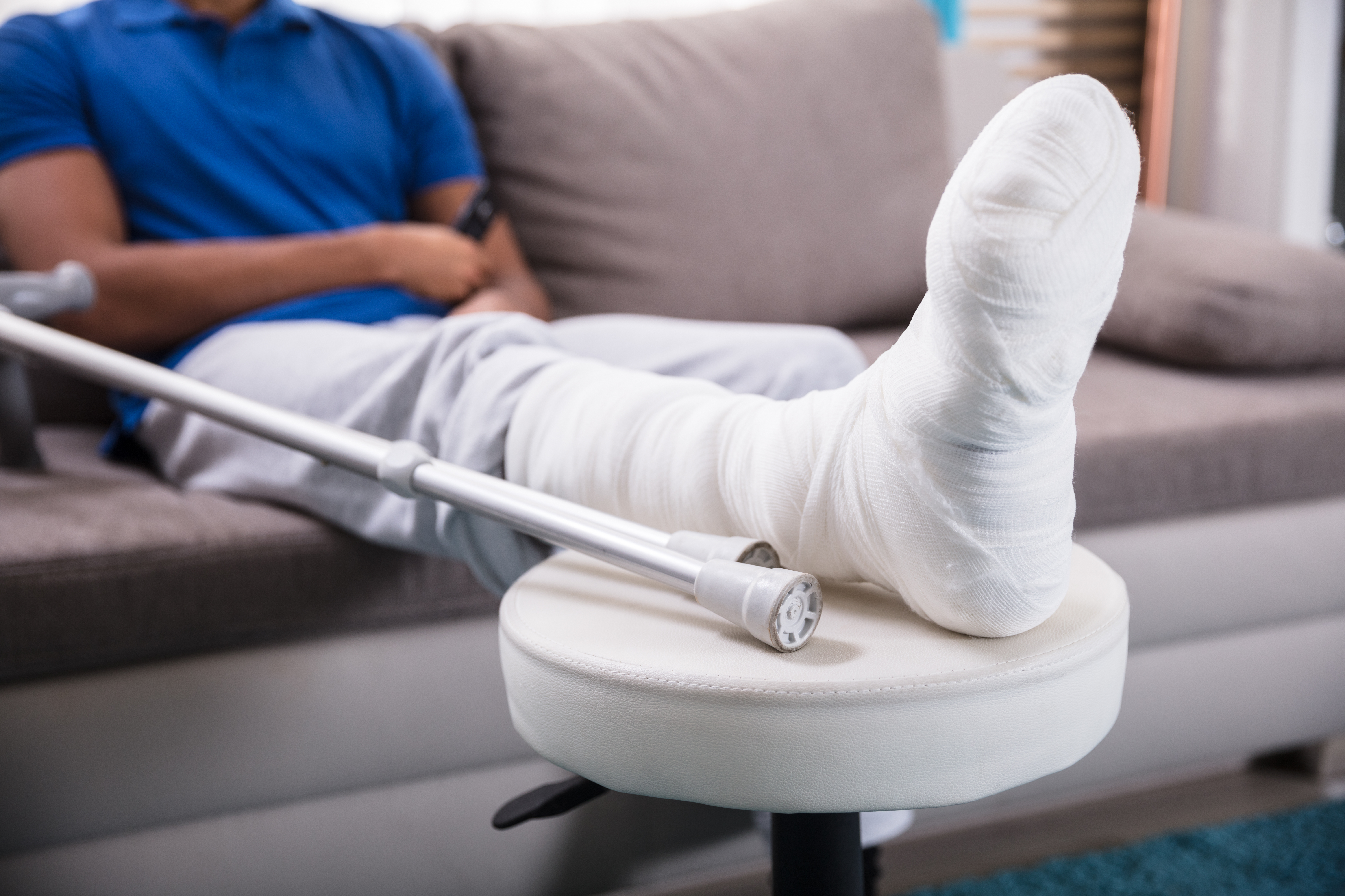 5 reasons to stay active with a foot in a cast