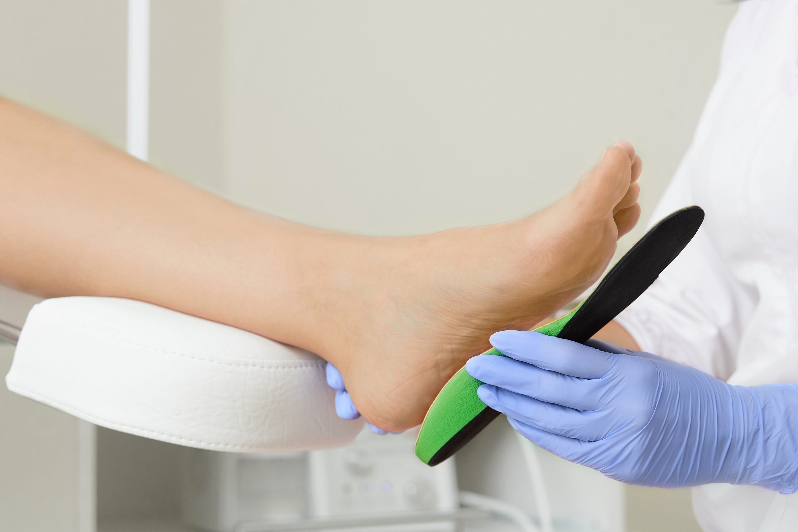 How long do foot orthoses last?