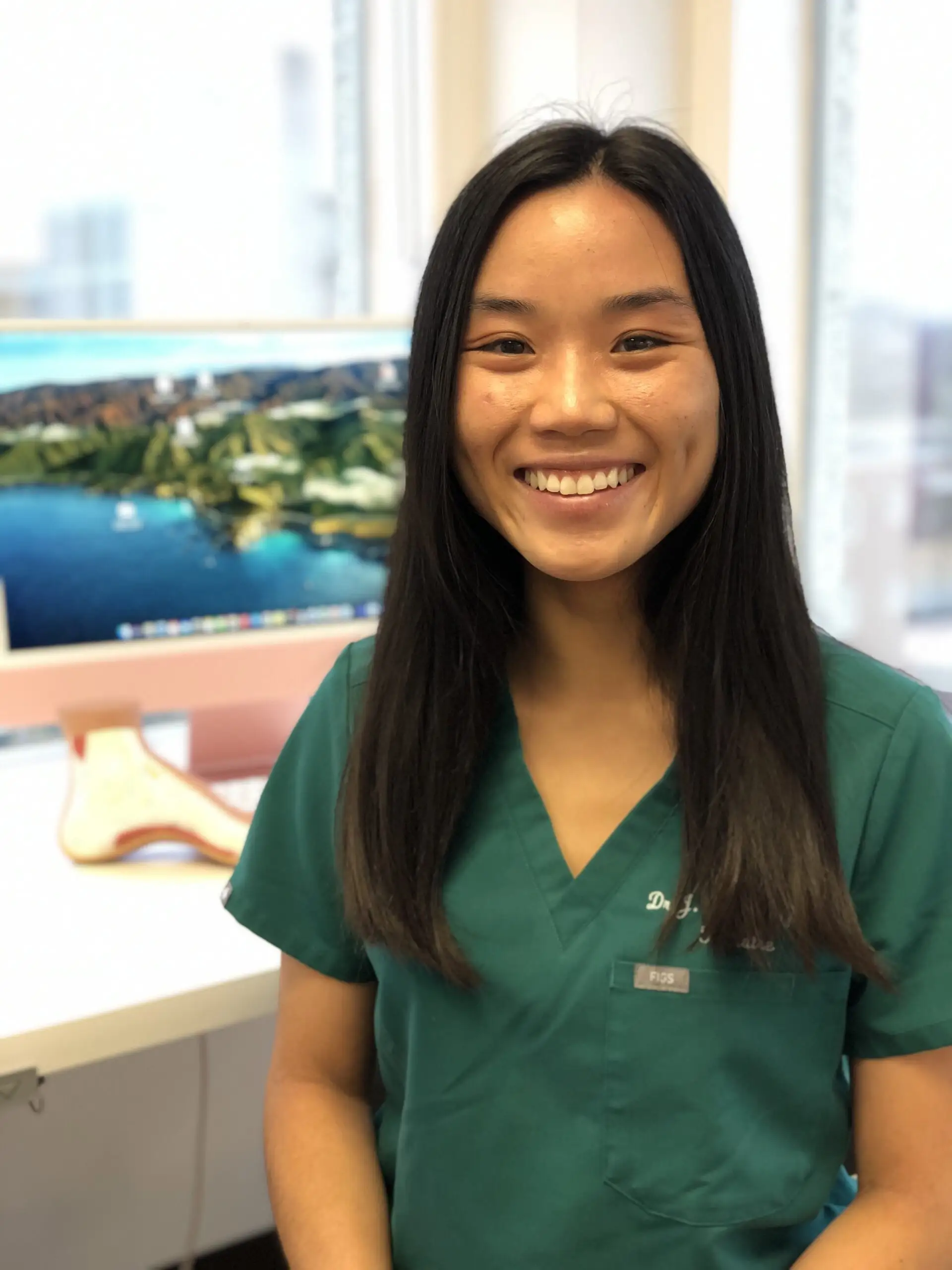 Image de :Dre Jennifer Vuong-Nguyen, Podiatre