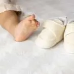 Chaussons aux chaussures : étapes à suivre