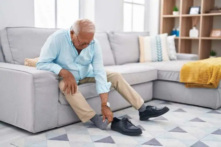 Image de :Comment prévenir les douleurs aux pieds et éviter les erreurs qui les aggravent