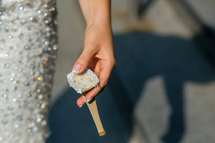 Image de :The Dangers of Evening Shoes: Where Glamour Meets Pain